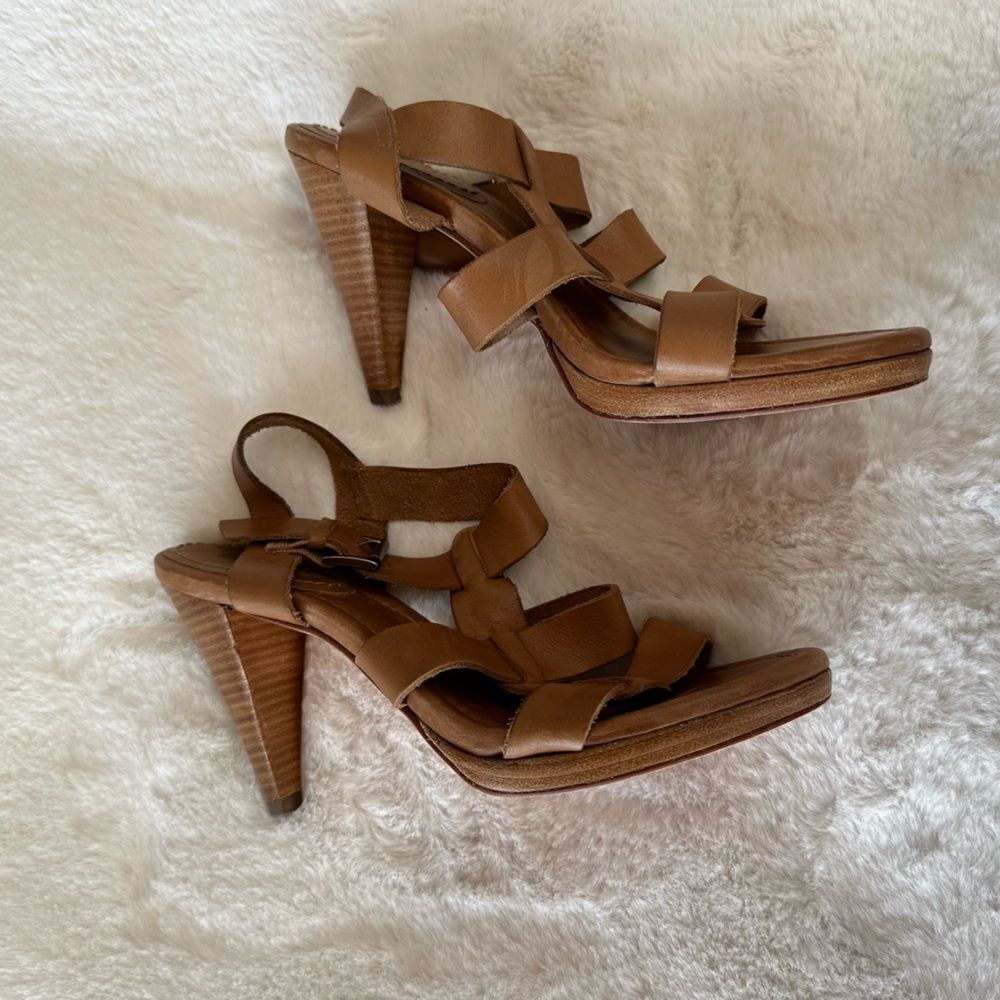 Boden brown strappy heels